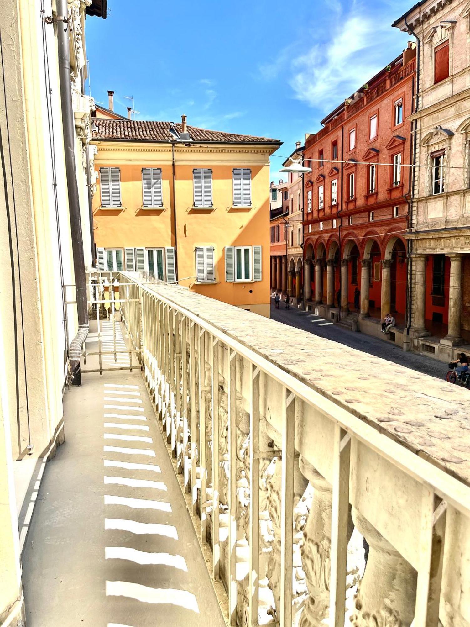 Santo Stefano Loft Aparthotel โบโลญญา ภายนอก รูปภาพ